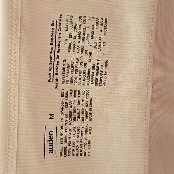 Women's nwot push up seamless bandau bra. Nude color. Padded. Soft medium - Picture 4 of 6